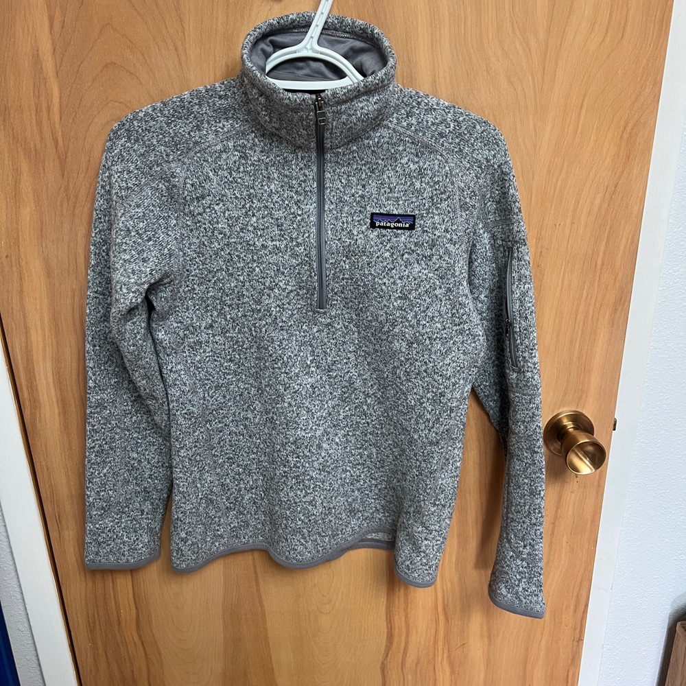 Patagonia Gray 1/4 Zip Sweater Like New